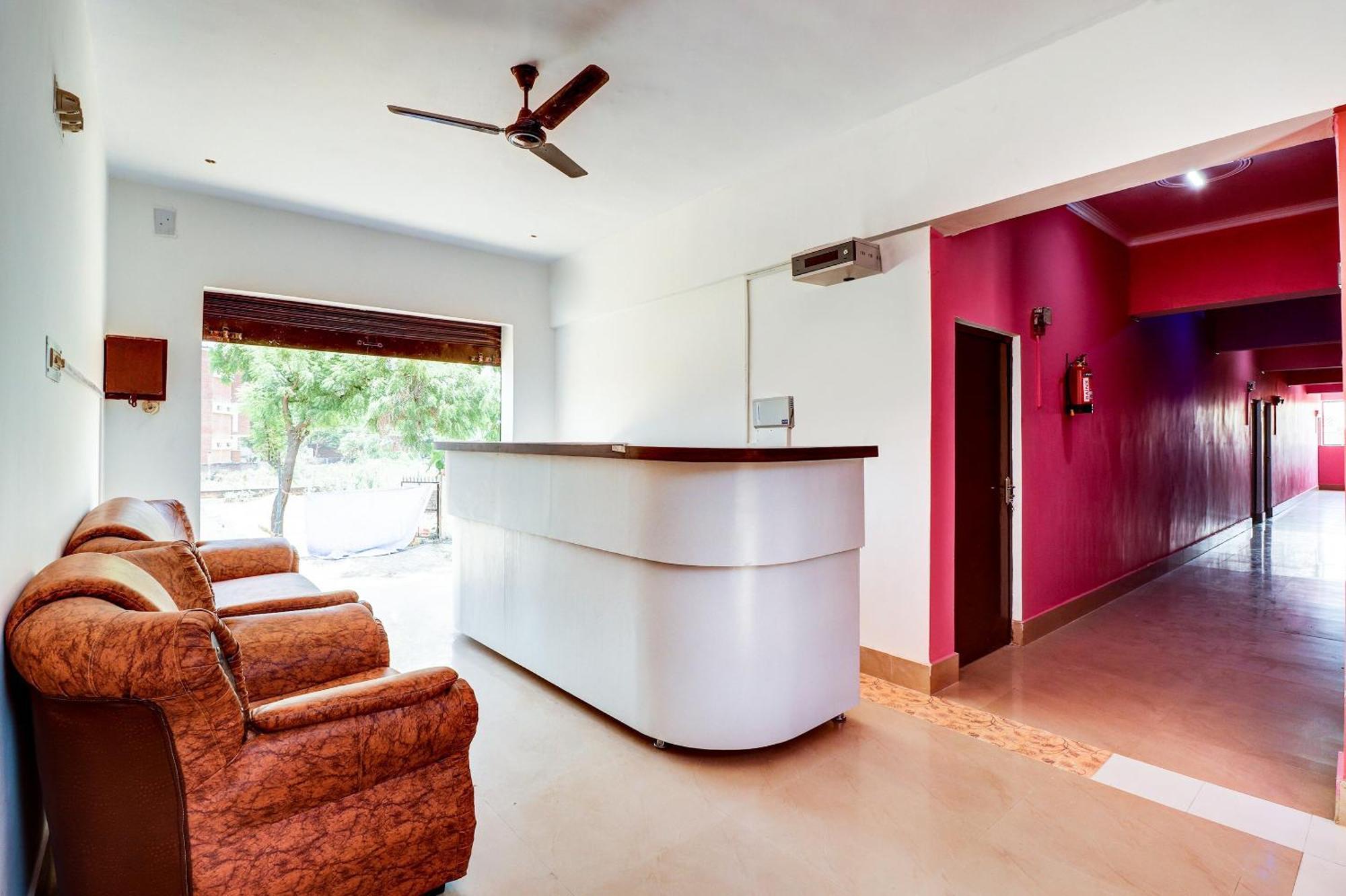 Hotel O Star City Hotel Ayodhya Ngoại thất bức ảnh