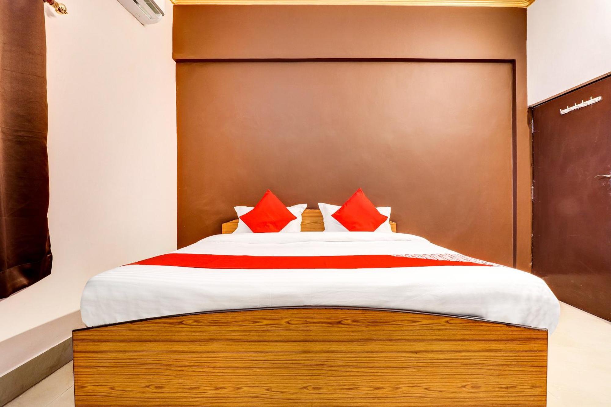Hotel O Star City Hotel Ayodhya Ngoại thất bức ảnh