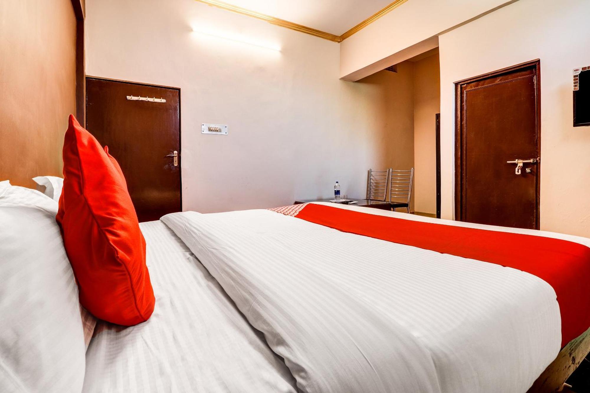 Hotel O Star City Hotel Ayodhya Ngoại thất bức ảnh